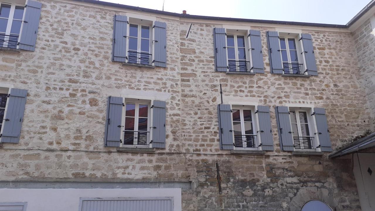 Chez Ma Petite Reine 1 Apartment Понтоаз Екстериор снимка