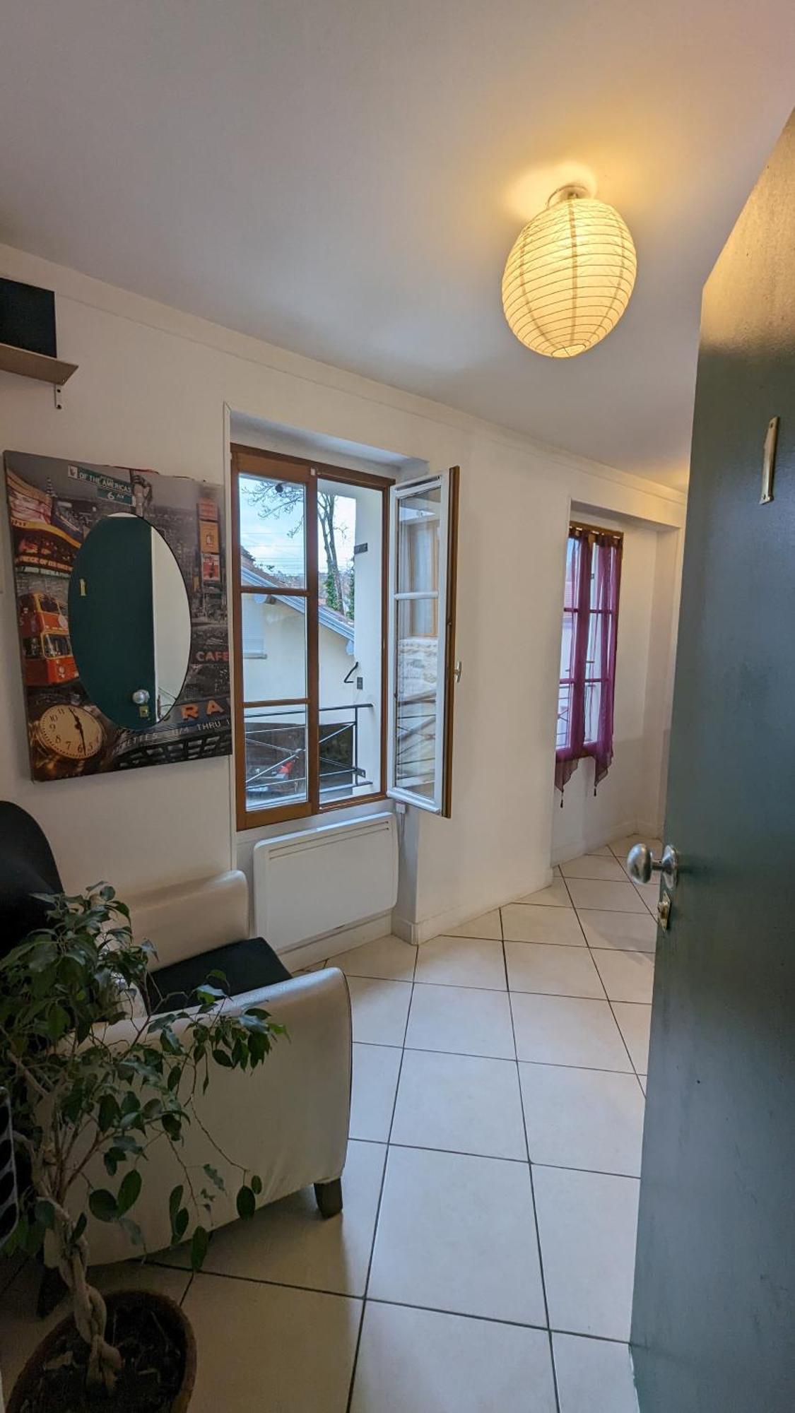 Chez Ma Petite Reine 1 Apartment Понтоаз Екстериор снимка