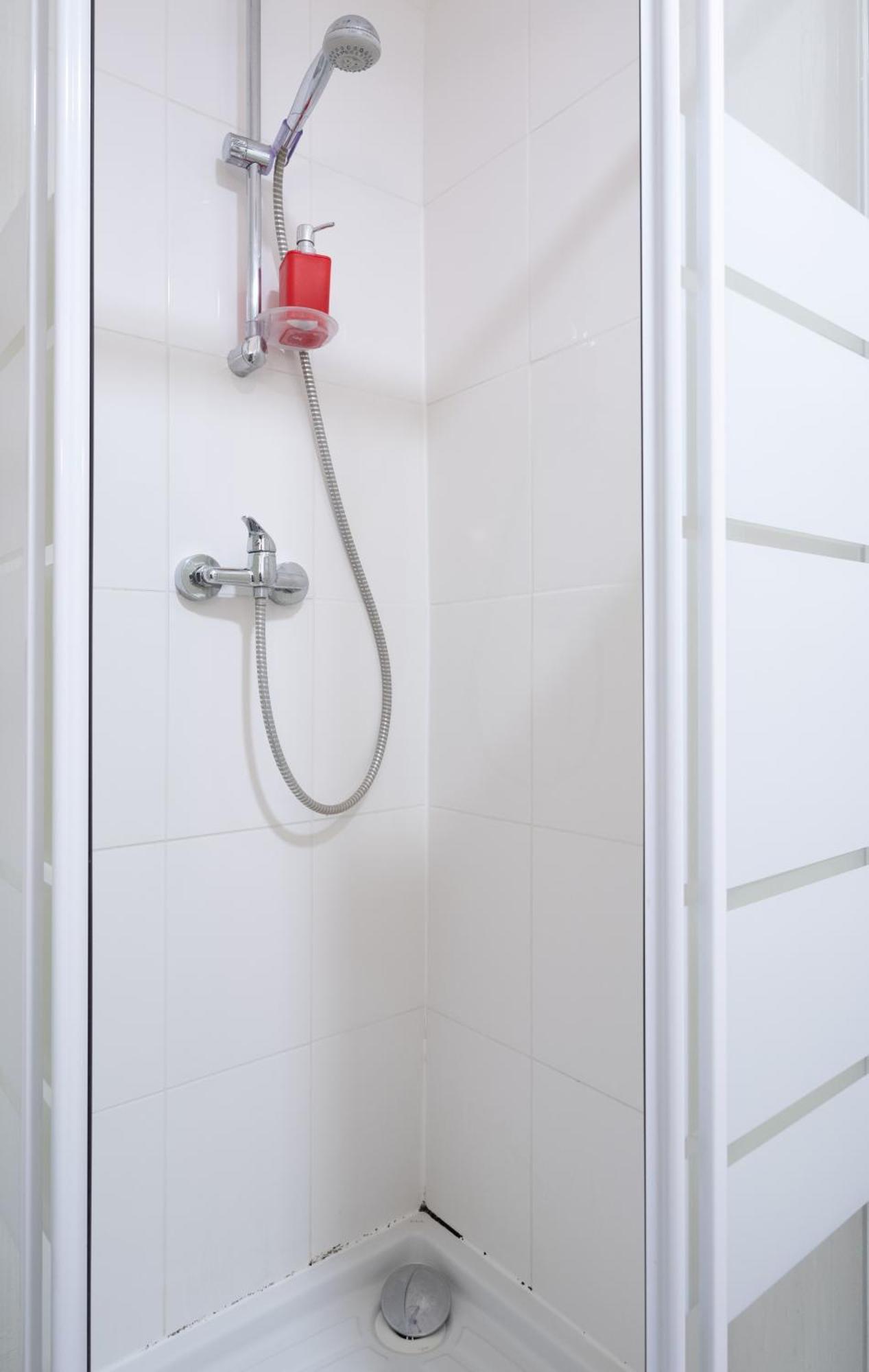 Chez Ma Petite Reine 1 Apartment Понтоаз Екстериор снимка
